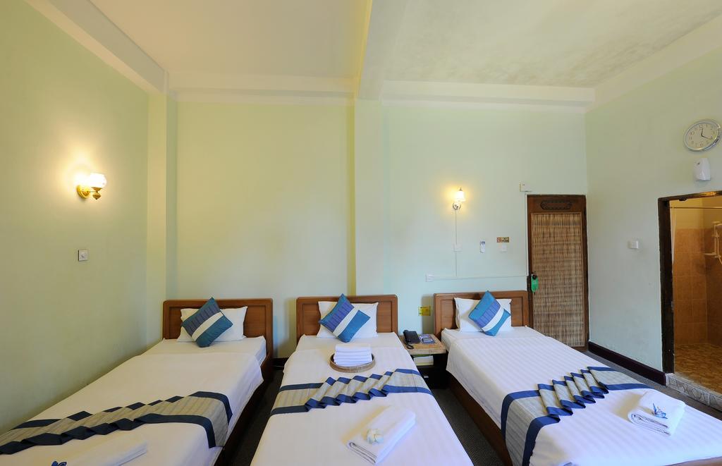 Cinderella Hotel Mawlamyine Quarto foto